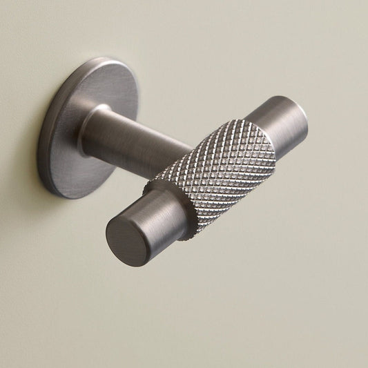 Furnipart Manor Knurled Handles & Knobs Inox Silver